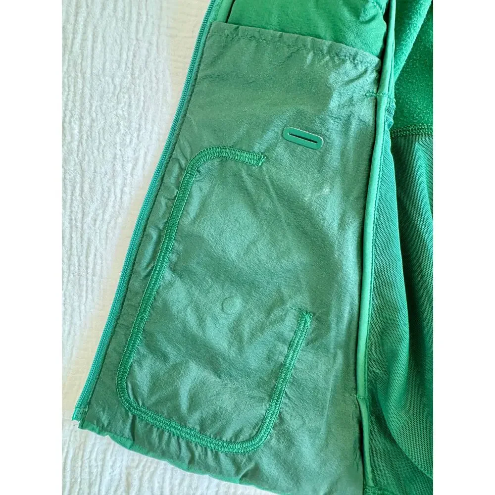 Lululemon Quilted Vest Women’s 8 Green Down For It All Everglade Athleisure - Picture 15 of 16